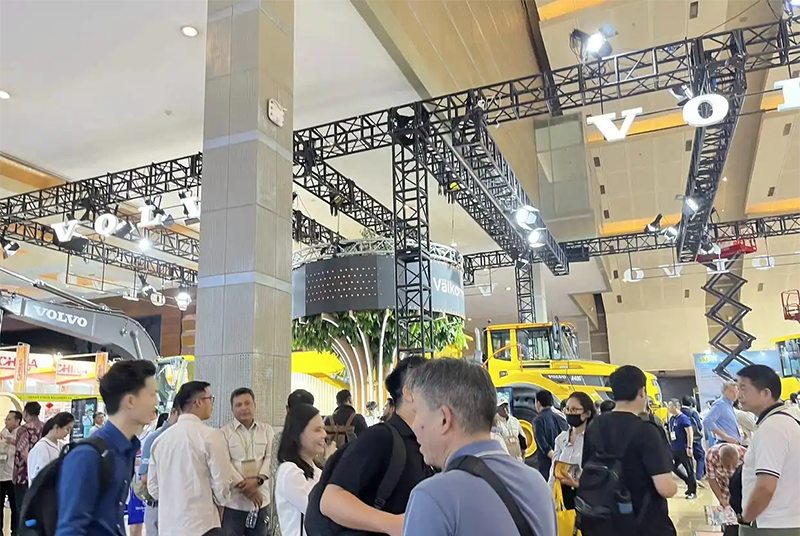 68b00cf718467.jpg 印度尼西亚.jpg